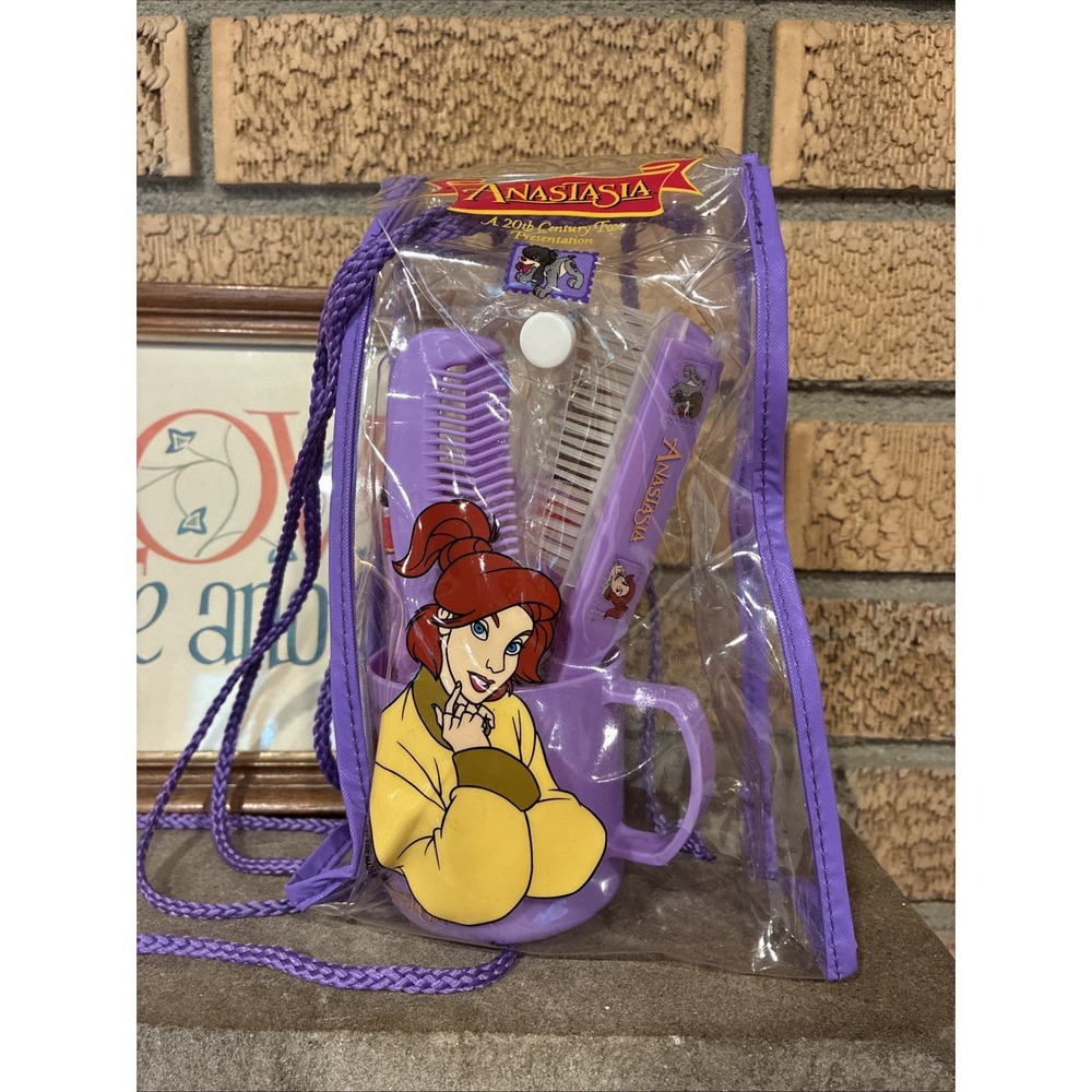 RARE Kid Care Anastasia Journey to Paris Travel Backpack Set Cup Brush Comb 1997